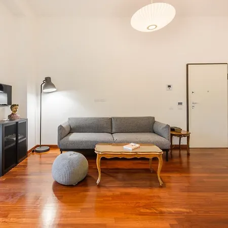 Poliziano Apartment By Mmega Florenz Exterior foto